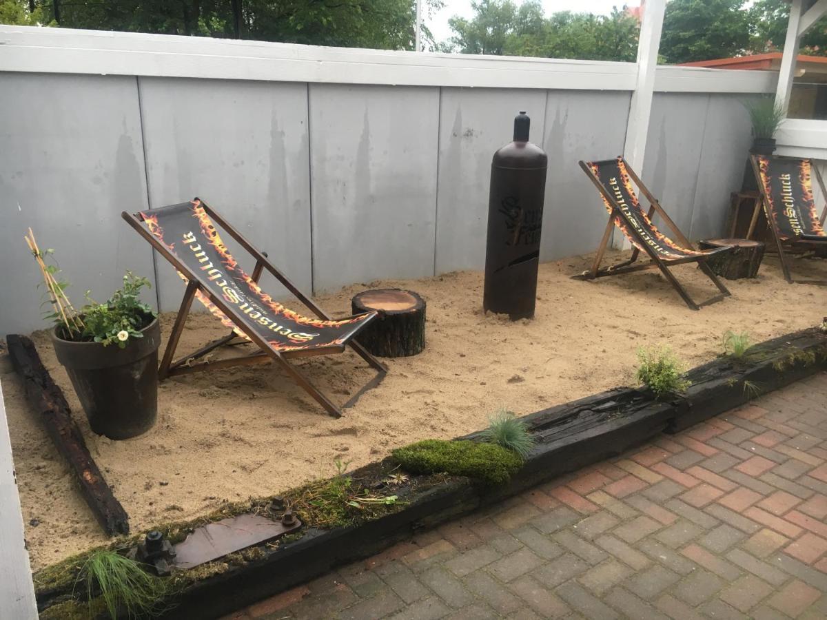 Altstadtcafe Und Pension Хавелберг Екстериор снимка