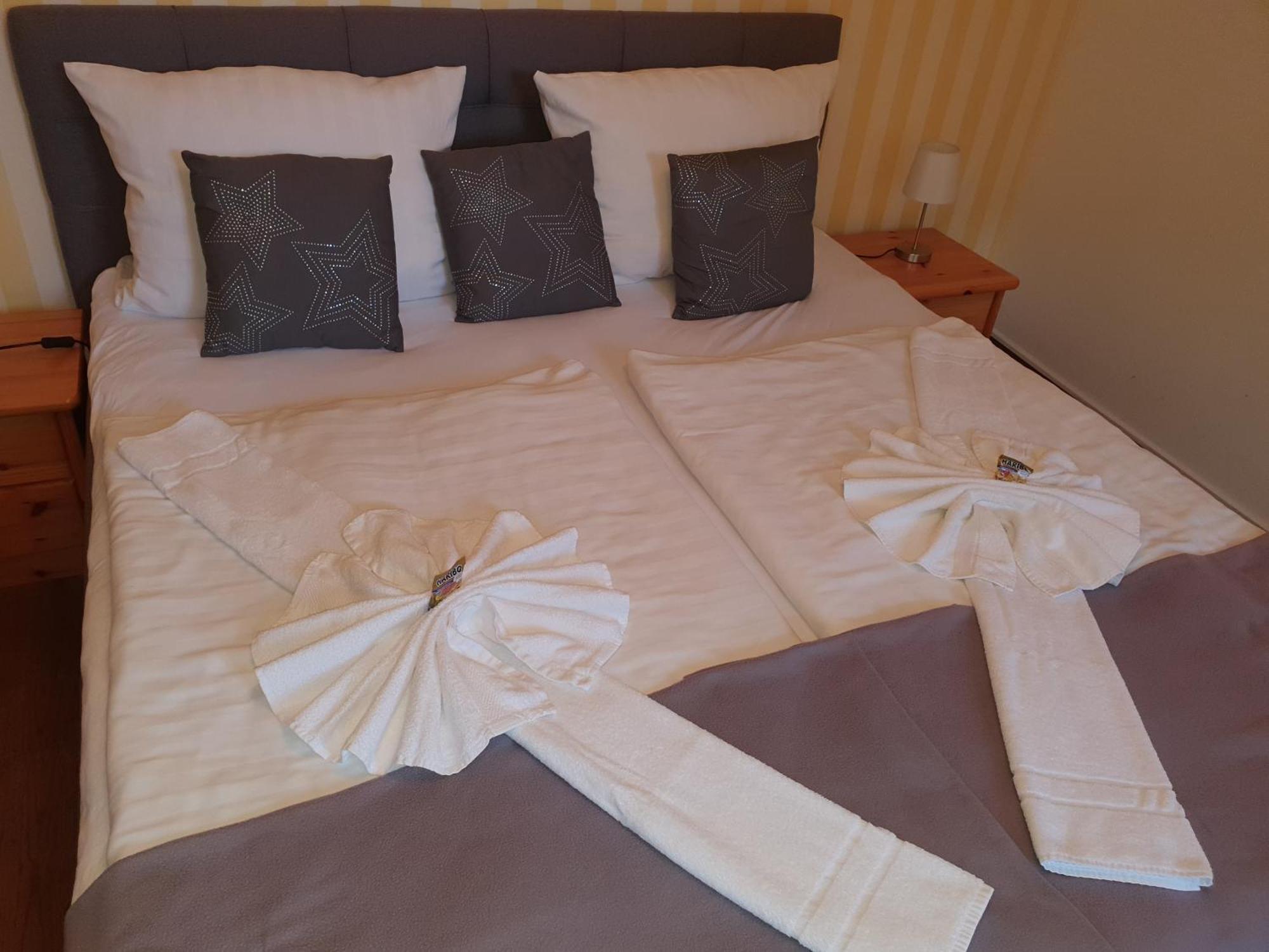 Altstadtcafe Und Pension Хавелберг Екстериор снимка